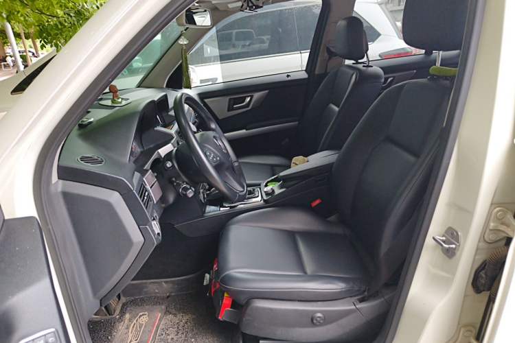 Used Mercedes-Benz GLK-Class 2012 GLK 300 4MATIC Dynamic Edition Left Front Seat