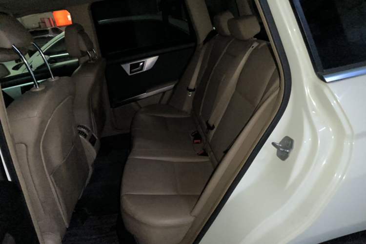 Used Mercedes-Benz GLK-Class 2012 GLK 300 4MATIC Fashion Model Left Rear Seat