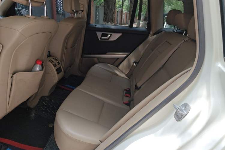 Used Mercedes-Benz GLK-Class 2012 GLK 300 4MATIC Dynamic Edition Left Rear Seat