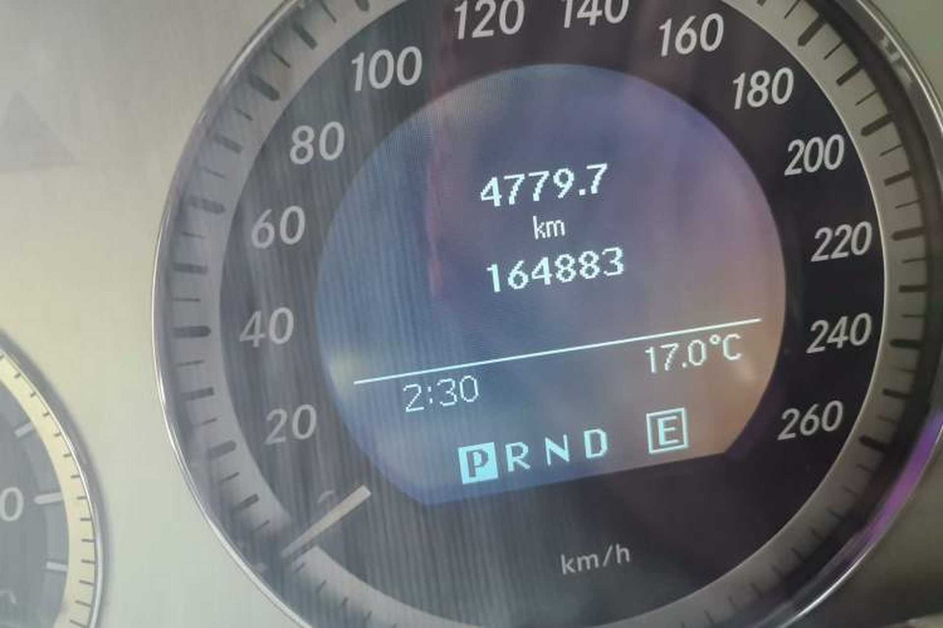 Used Mercedes-Benz GLK-Class 2012 GLK 300 4MATIC Dynamic Edition Odometer Close Up