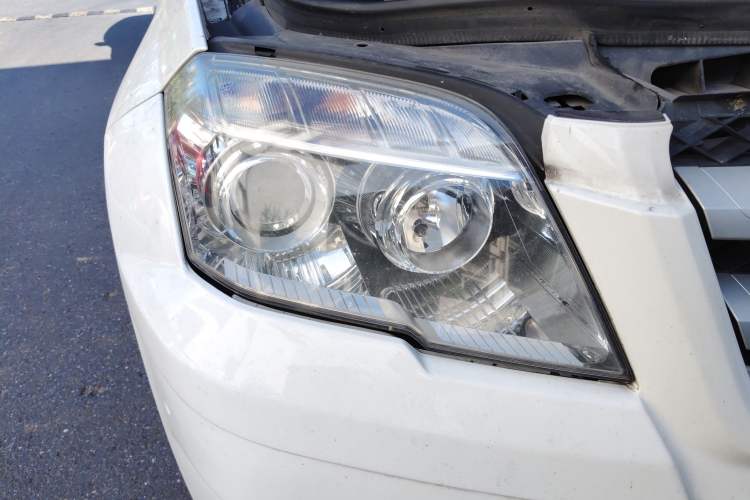 Used Mercedes-Benz GLK-Class 2012 GLK 300 4MATIC Fashion Model Right Front Headlight