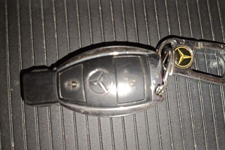 Used Mercedes-Benz GLK-Class 2012 GLK 300 4MATIC Dynamic Edition Vehicle Key