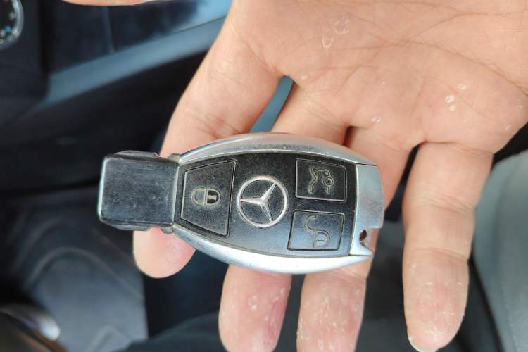 Used Mercedes-Benz GLK-Class 2012 GLK 300 4MATIC Fashion Model Vehicle Key
