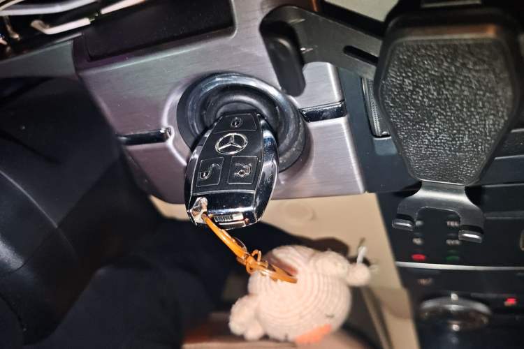 Used Mercedes-Benz GLK-Class 2012 GLK 300 4MATIC Fashion Model Vehicle Key