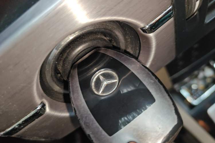 Used Mercedes-Benz GLK-Class 2012 GLK 300 4MATIC Dynamic Edition Vehicle Key