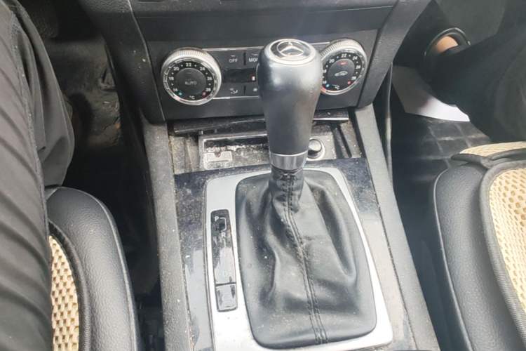 Used Mercedes-Benz GLK-Class 2012 GLK 300 4MATIC Fashion Model Gear Lever