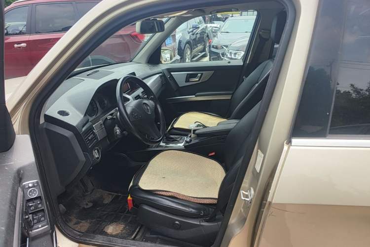 Used Mercedes-Benz GLK-Class 2012 GLK 300 4MATIC Fashion Model Left Front Seat