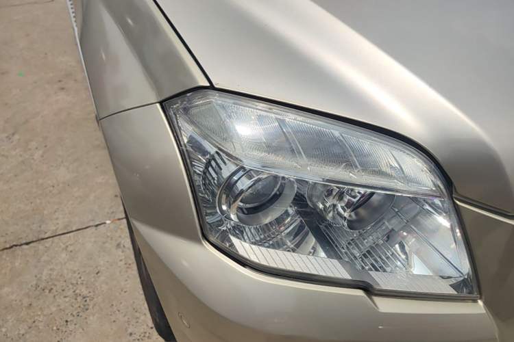 Used Mercedes-Benz GLK-Class 2012 GLK 300 4MATIC Fashion Model Right Front Headlight