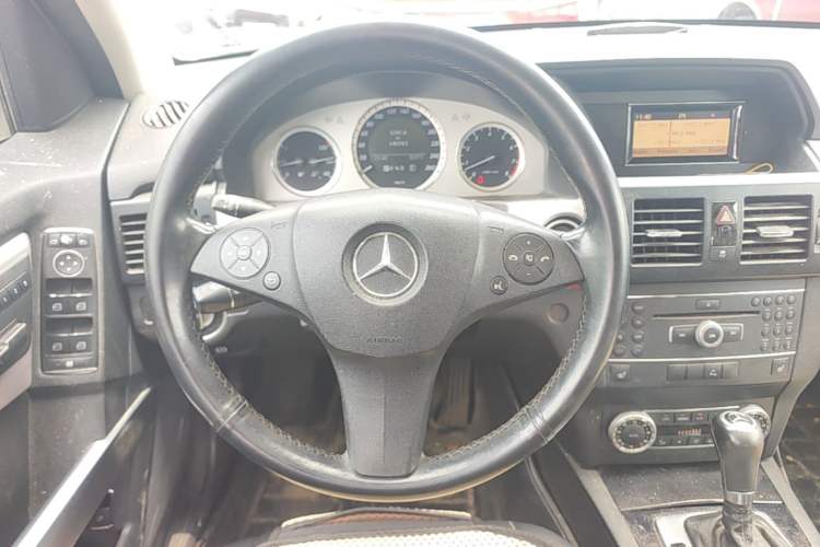 Used Mercedes-Benz GLK-Class 2012 GLK 300 4MATIC Fashion Model Steering Wheel