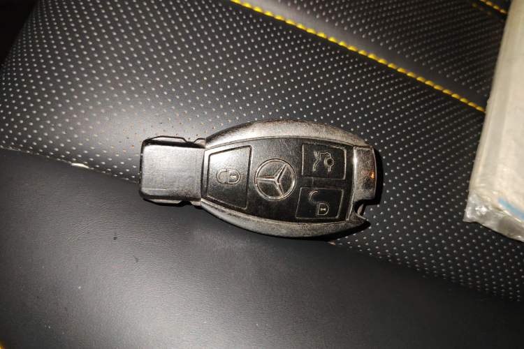 Used Mercedes-Benz GLK-Class 2012 GLK 300 4MATIC Fashion Model Vehicle Key
