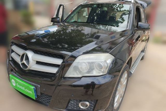 Used Mercedes-Benz GLK-Class 2013 GLK 300 4MATIC Dynamic Sunroof Model