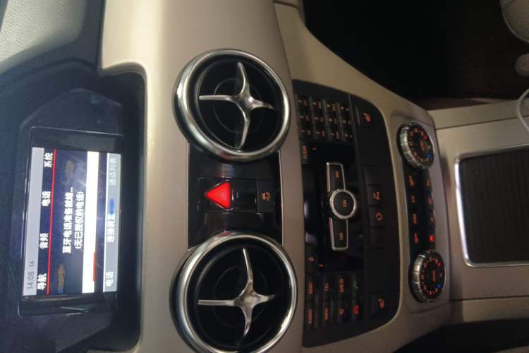 Used Mercedes-Benz GLK-Class 2013 GLK 300 4MATIC Dynamic Sunroof Model Audio And AC Panel