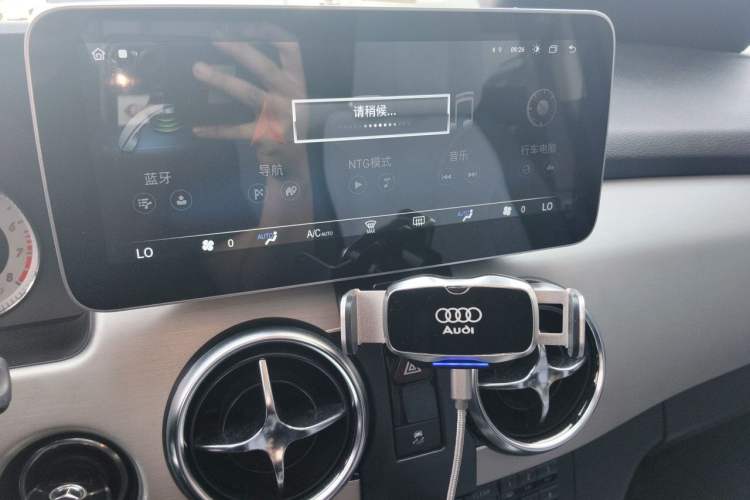 Used Mercedes-Benz GLK-Class 2013 GLK 300 4MATIC Dynamic Sunroof Model Audio And AC Panel