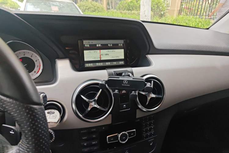Used Mercedes-Benz GLK-Class 2013 GLK 300 4MATIC Dynamic Sunroof Model Audio And AC Panel