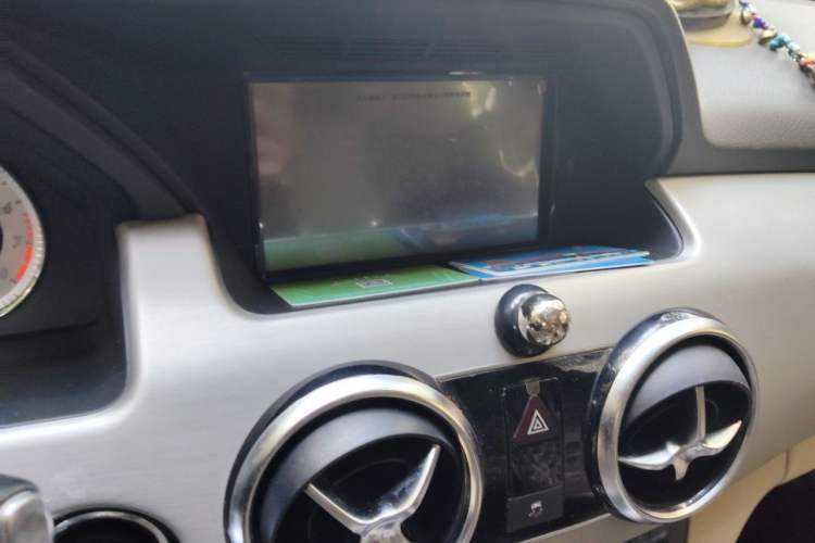 Used Mercedes-Benz GLK-Class 2013 GLK 300 4MATIC Dynamic Sunroof Model Audio And AC Panel