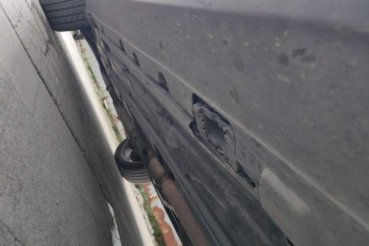 Used Mercedes-Benz GLK-Class 2013 GLK 300 4MATIC Dynamic Sunroof Model Chassis Front Right