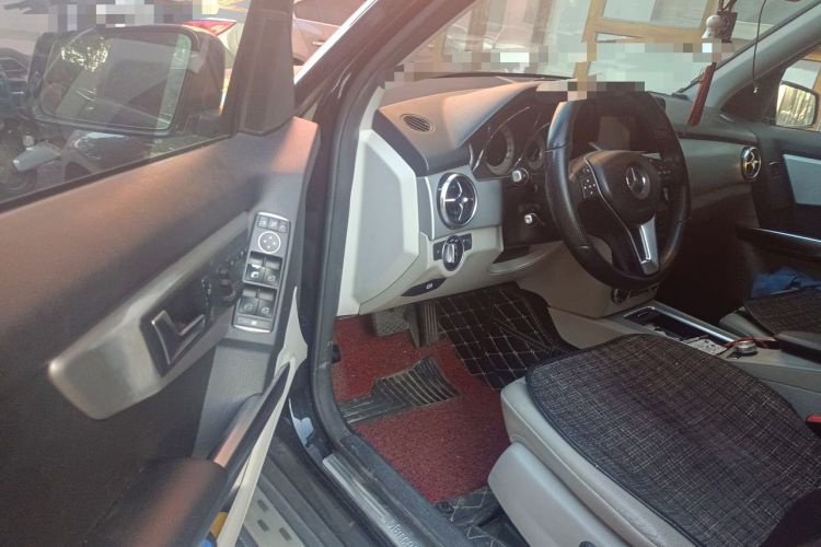 Used Mercedes-Benz GLK-Class 2013 GLK 300 4MATIC Dynamic Sunroof Model Driver Seat