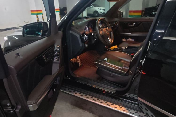 Used Mercedes-Benz GLK-Class 2013 Facelift GLK 300 4MATIC Luxury Edition Driver Seat