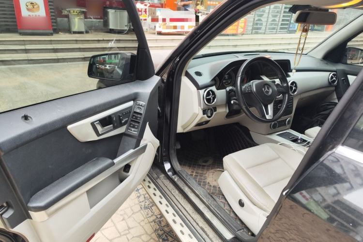 Used Mercedes-Benz GLK-Class 2013 GLK 300 4MATIC Dynamic Sunroof Model Driver Seat