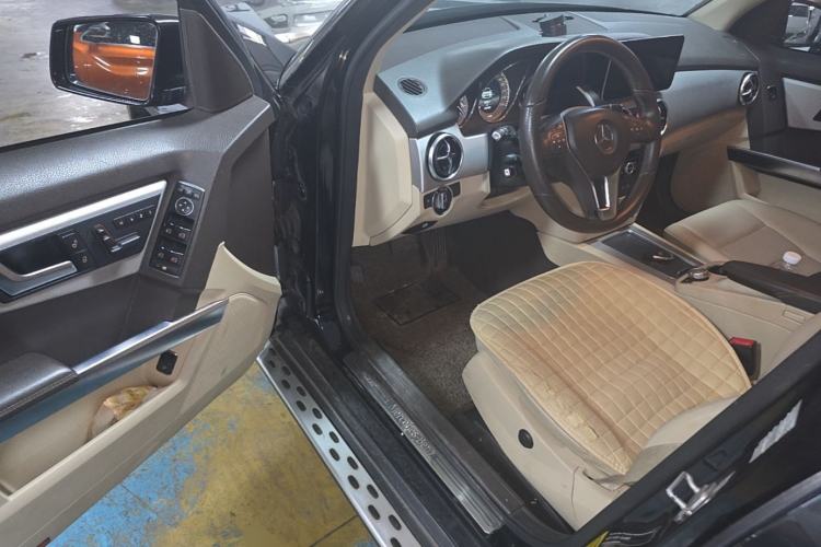 Used Mercedes-Benz GLK-Class 2013 Facelift GLK 300 4MATIC Fashion Edition Driver Seat