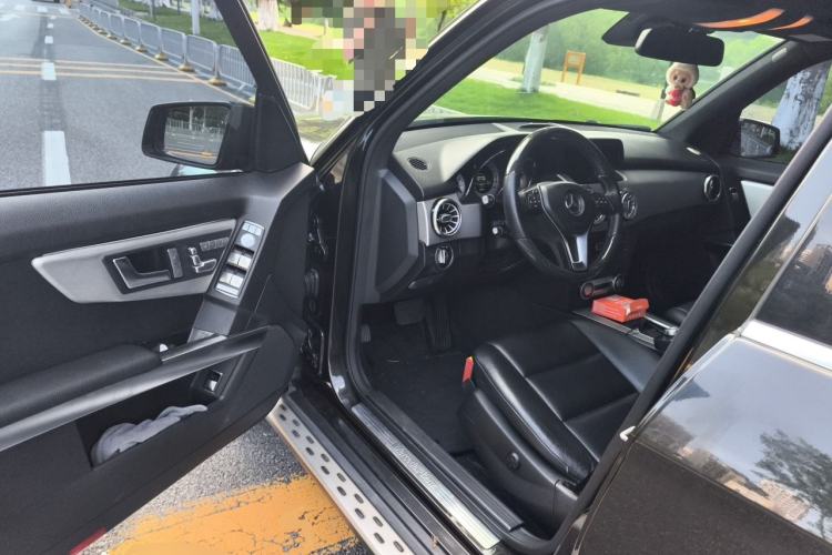 Used Mercedes-Benz GLK-Class 2013 Facelift GLK 300 4MATIC Fashion Edition Driver Seat
