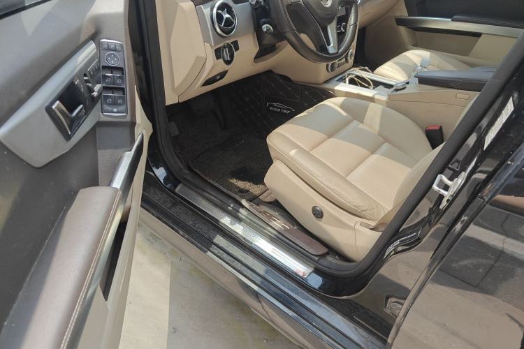 Used Mercedes-Benz GLK-Class 2013 GLK 300 4MATIC Dynamic Sunroof Model Driver Seat