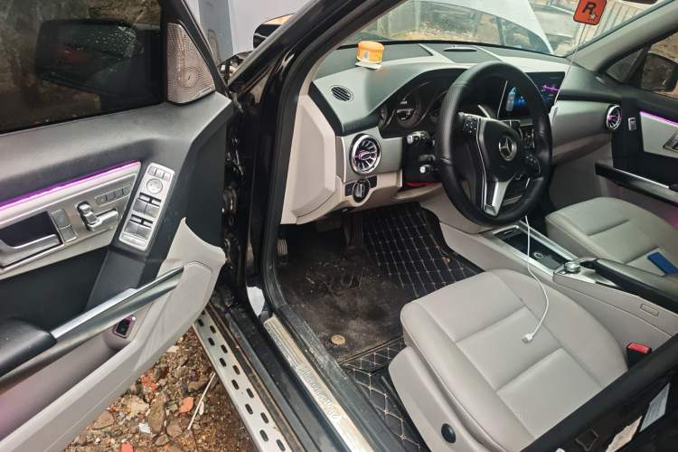 Used Mercedes-Benz GLK-Class 2013 GLK 300 4MATIC Fashion Model Driver Seat