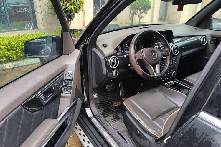 Used Mercedes-Benz GLK-Class 2013 Facelift GLK 300 4MATIC Luxury Edition Driver Seat