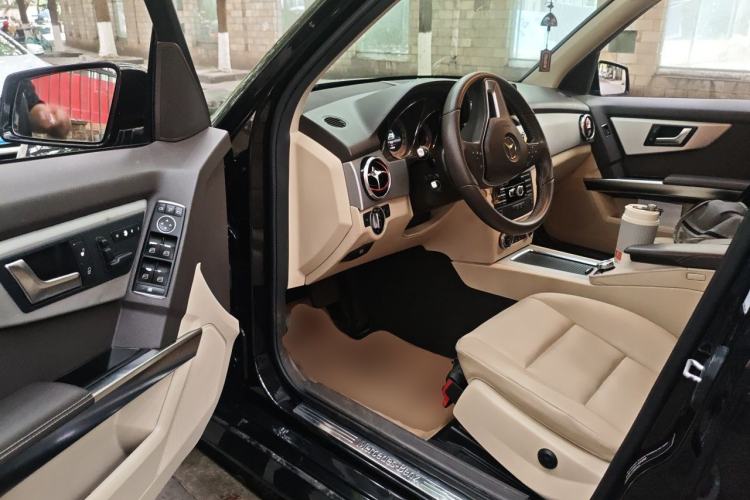 Used Mercedes-Benz GLK-Class 2013 GLK 300 4MATIC Dynamic Edition Driver Seat