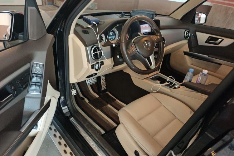 Used Mercedes-Benz GLK-Class 2013 GLK 300 4MATIC Dynamic Sunroof Model Driver Seat