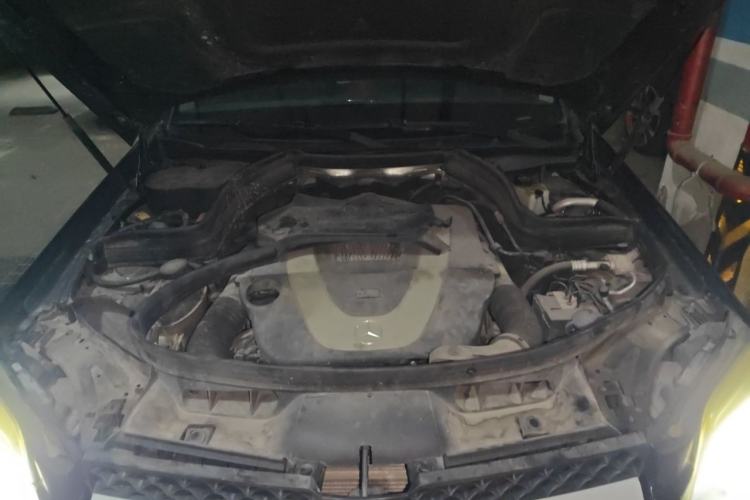 Used Mercedes-Benz GLK-Class 2013 GLK 300 4MATIC Dynamic Sunroof Model Engine Bay
