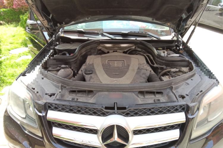 Used Mercedes-Benz GLK-Class 2013 GLK 300 4MATIC Dynamic Sunroof Model Engine Bay