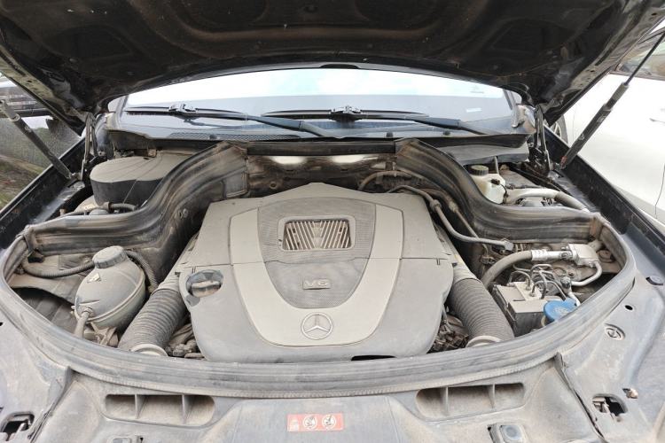 Used Mercedes-Benz GLK-Class 2013 Facelift GLK 300 4MATIC Fashion Edition Engine Bay