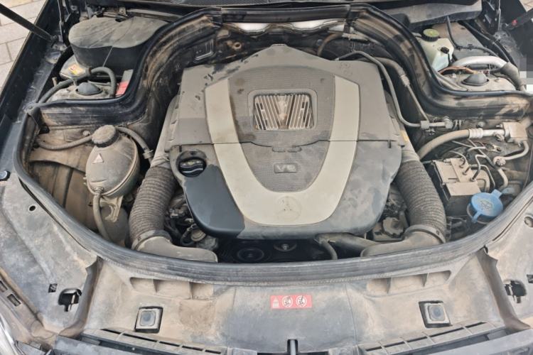 Used Mercedes-Benz GLK-Class 2013 Facelift GLK 300 4MATIC Fashion Edition Engine Bay