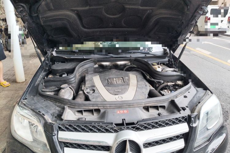 Used Mercedes-Benz GLK-Class 2013 GLK 300 4MATIC Dynamic Sunroof Model Engine Bay