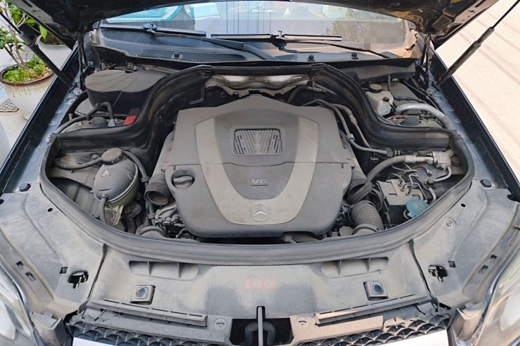 Used Mercedes-Benz GLK-Class 2013 GLK 300 4MATIC Dynamic Edition Engine Bay