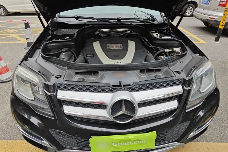 Used Mercedes-Benz GLK-Class 2013 GLK 300 4MATIC Dynamic Sunroof Model Engine Bay