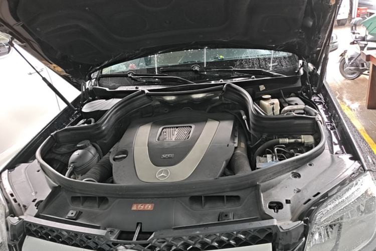 Used Mercedes-Benz GLK-Class 2013 GLK 300 4MATIC Dynamic Edition Engine Bay