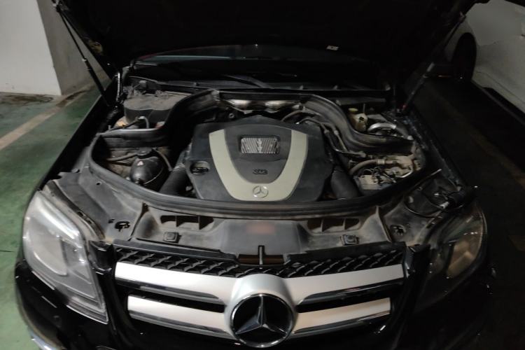 Used Mercedes-Benz GLK-Class 2013 GLK 300 4MATIC Dynamic Sunroof Model Engine Bay