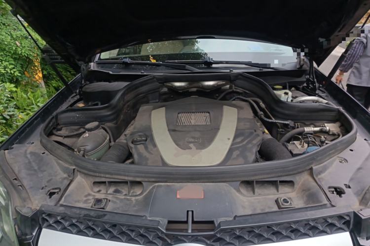 Used Mercedes-Benz GLK-Class 2013 GLK 300 4MATIC Dynamic Edition Engine Bay