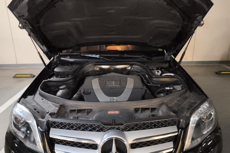 Used Mercedes-Benz GLK-Class 2013 Facelift GLK 300 4MATIC Fashion Edition Engine Bay