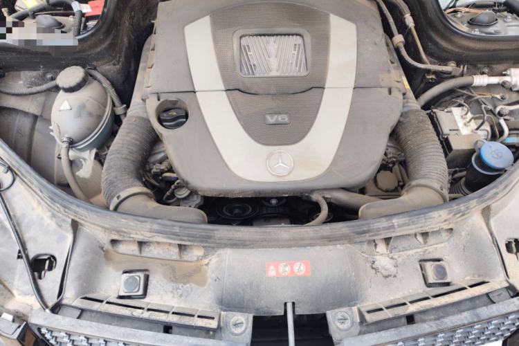Used Mercedes-Benz GLK-Class 2013 GLK 300 4MATIC Dynamic Sunroof Model Engine Bay
