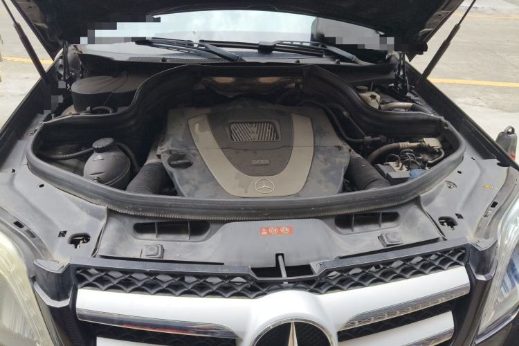 Used Mercedes-Benz GLK-Class 2013 Facelift GLK 300 4MATIC Fashion Edition Engine Bay