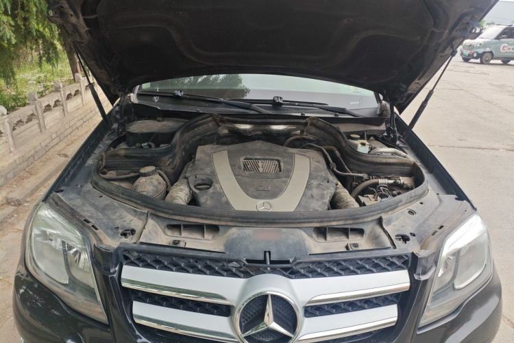 Used Mercedes-Benz GLK-Class 2013 GLK 300 4MATIC Fashion Model Engine Bay