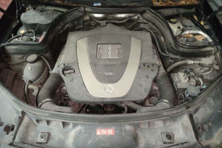 Used Mercedes-Benz GLK-Class 2013 Facelift GLK 300 4MATIC Fashion Edition Engine Bay
