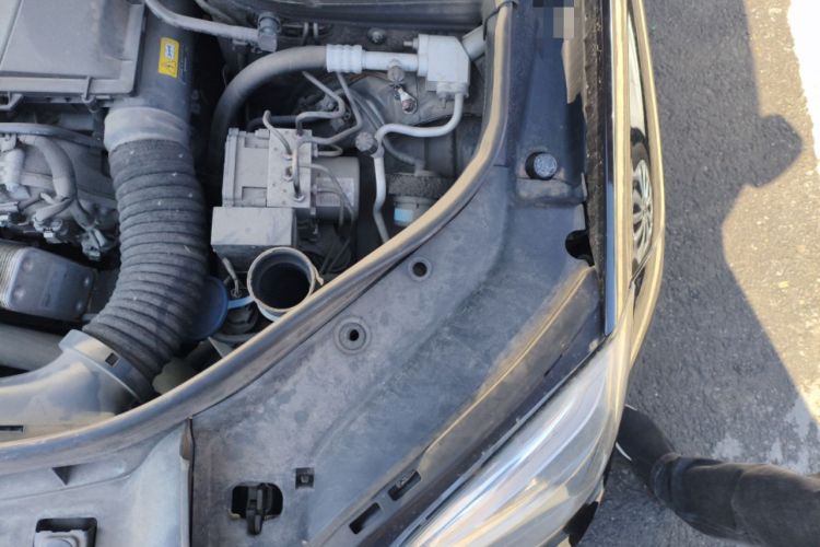 Used Mercedes-Benz GLK-Class 2013 GLK 300 4MATIC Dynamic Sunroof Model Engine Bay Left