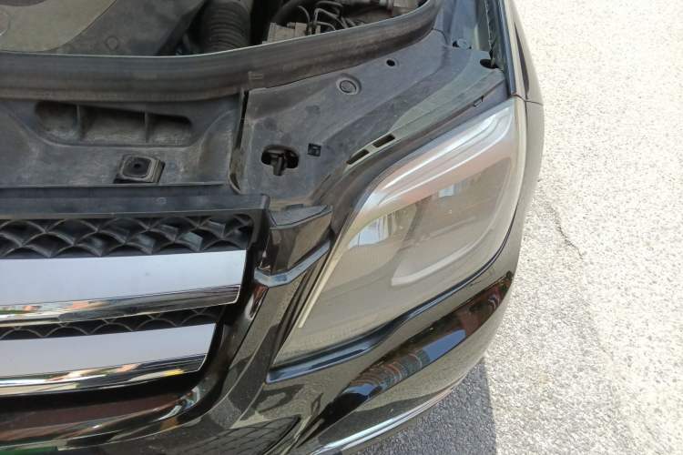 Used Mercedes-Benz GLK-Class 2013 GLK 300 4MATIC Dynamic Sunroof Model Engine Bay Left