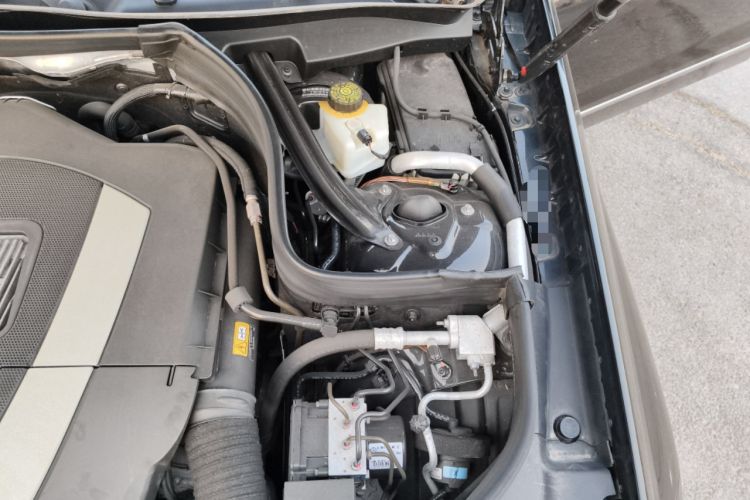 Used Mercedes-Benz GLK-Class 2013 GLK 300 4MATIC Dynamic Sunroof Model Engine Bay Left