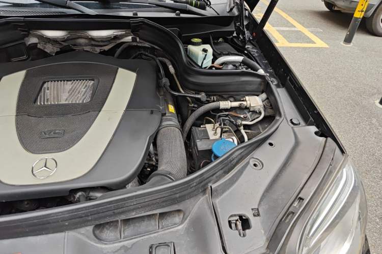 Used Mercedes-Benz GLK-Class 2013 GLK 300 4MATIC Dynamic Sunroof Model Engine Bay Left