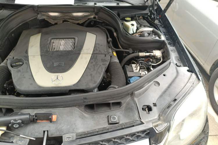 Used Mercedes-Benz GLK-Class 2013 GLK 300 4MATIC Dynamic Edition Engine Bay Left
